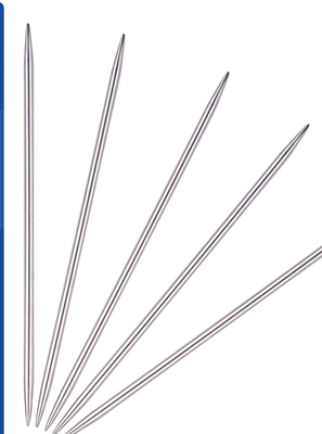 PAIR OF KNITTING NEEDLES (5.0 MM)