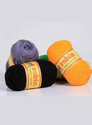 KNITTING 4 PLY YARN